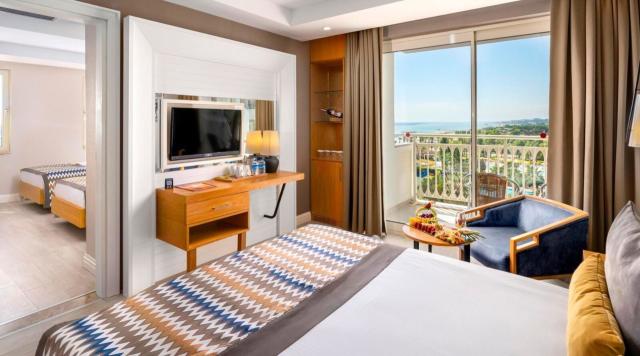 Kirman Sidera Luxury & Spa