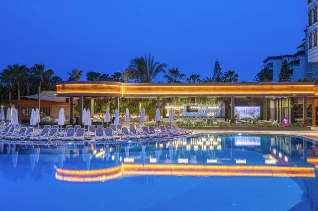 Kirman Sidera Luxury & Spa