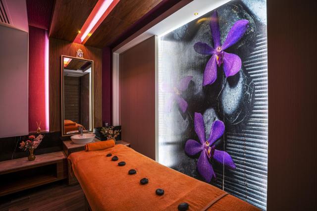 Kirman Sidera Luxury & Spa