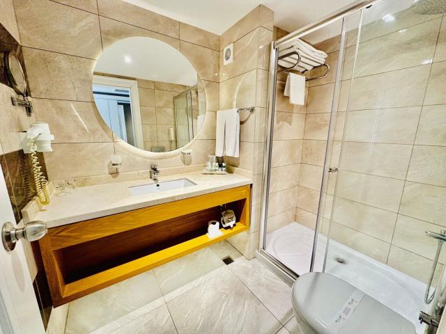 Kirman Sidera Luxury & Spa