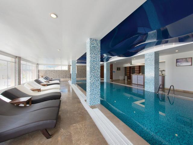 Unique Residence Hotel Golf & Spa