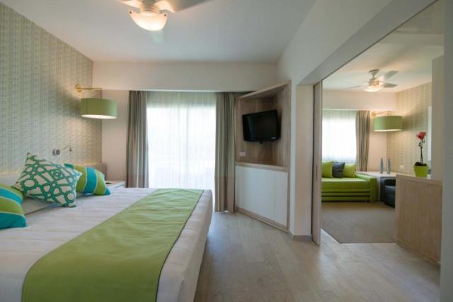 Grand Sirenis Punta Cana Resort