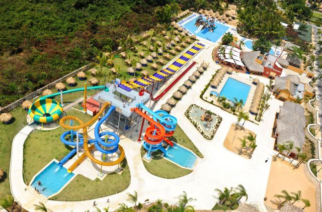 Grand Sirenis Punta Cana Resort