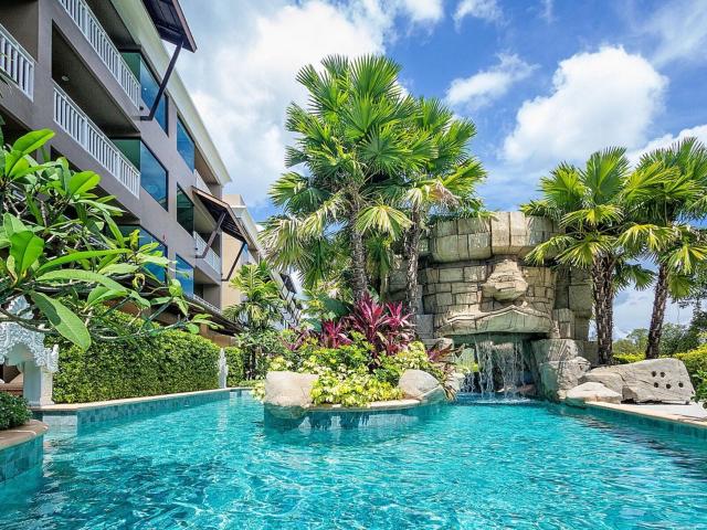 Maikhao Palm Beach & Resort