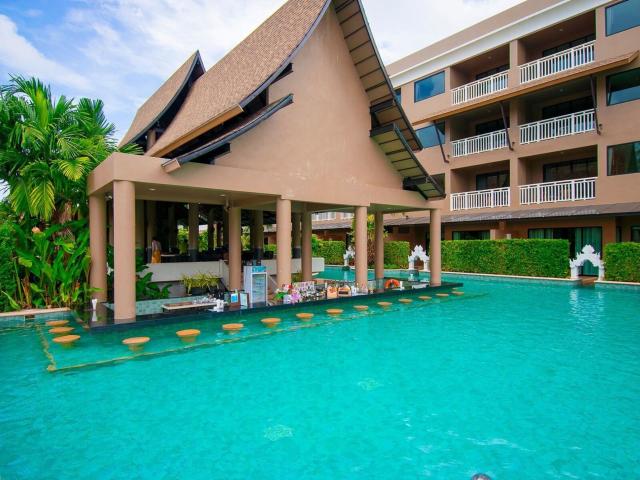 Maikhao Palm Beach & Resort