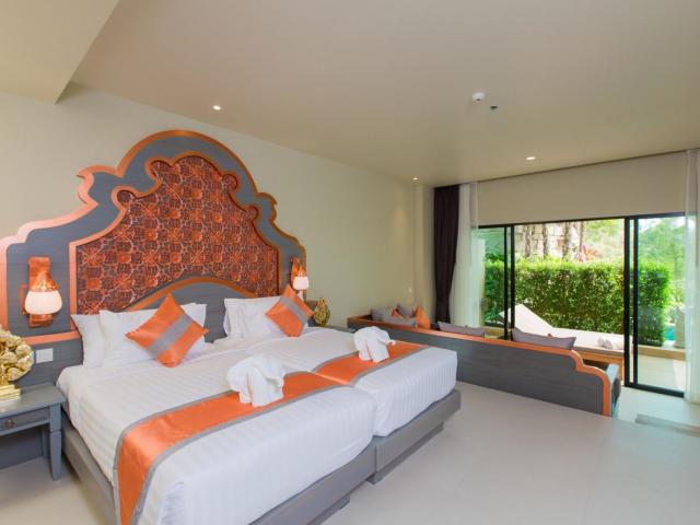 Maikhao Palm Beach & Resort