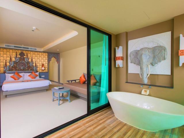 Maikhao Palm Beach & Resort