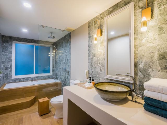 Khao Lak Emerald Beach