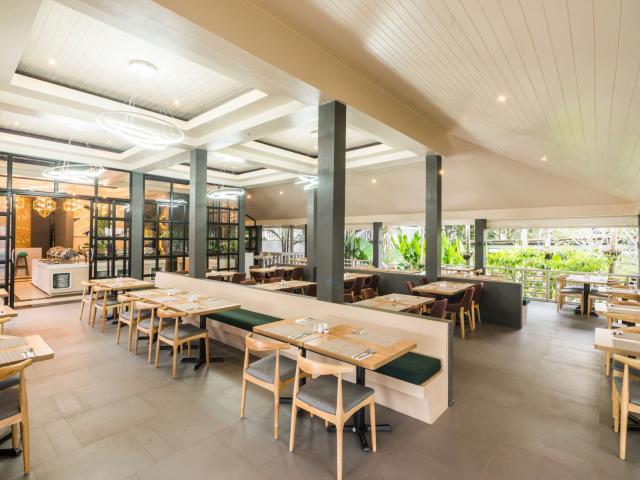 Khao Lak Emerald Beach
