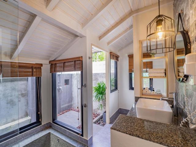Khao Lak Emerald Beach