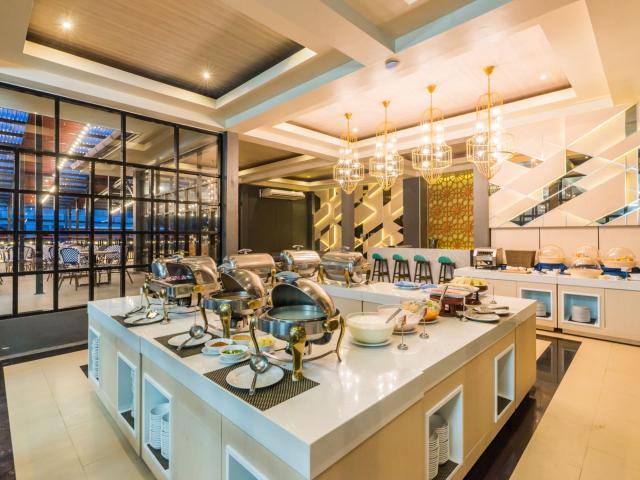 Khao Lak Emerald Beach