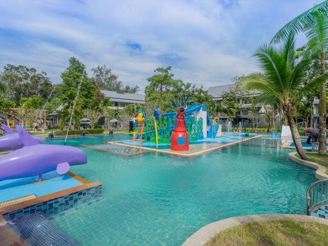 Khao Lak Emerald Beach