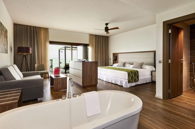 Riu Atoll