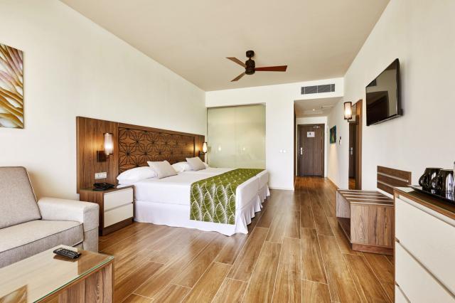 Riu Atoll
