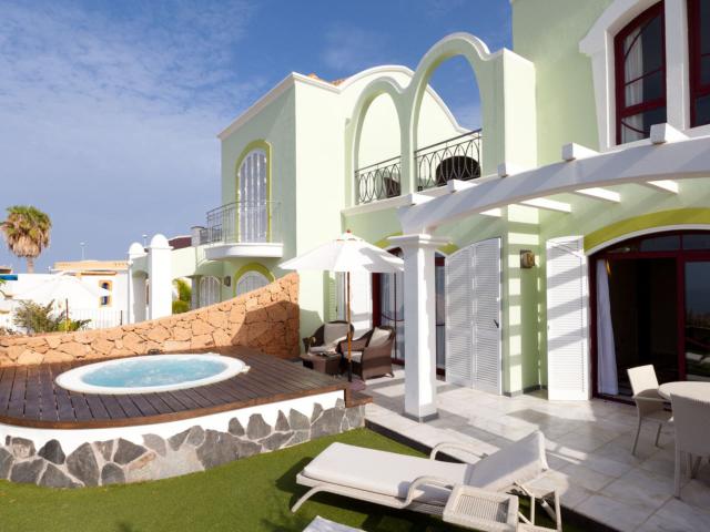 Suite Villa Maria