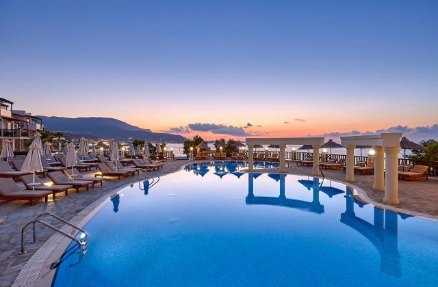 Alexander Beach Hotel & Village