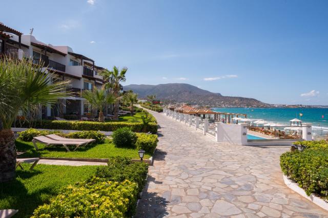 Alexander Beach Hotel & Village