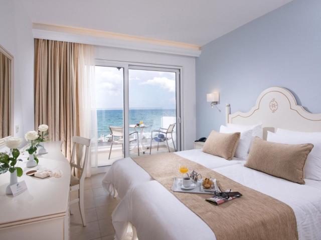 Alexander Beach Hotel & Village