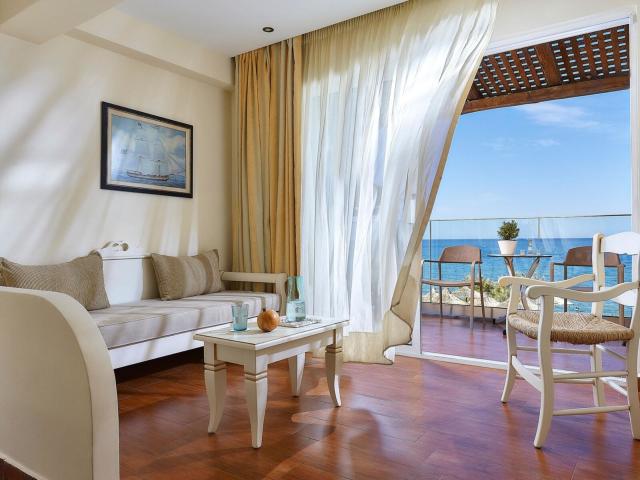 Alexander Beach Hotel & Village