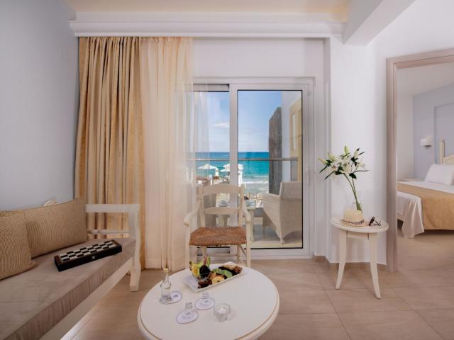 Alexander Beach Hotel & Village