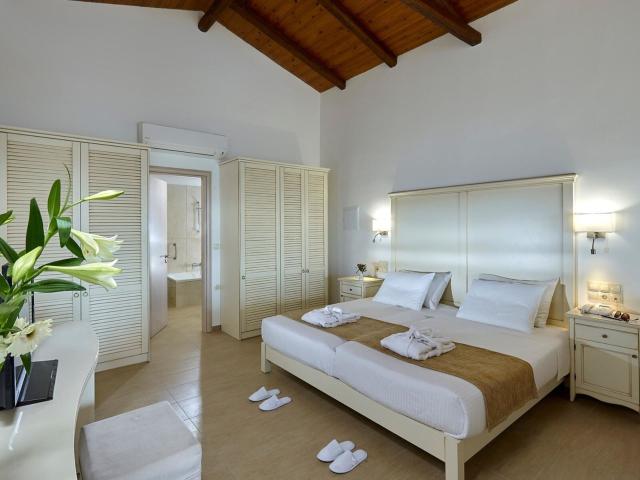 Alexander Beach Hotel & Village