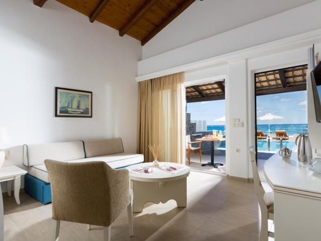 Alexander Beach Hotel & Village