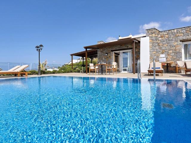 Alexander Beach Hotel & Village
