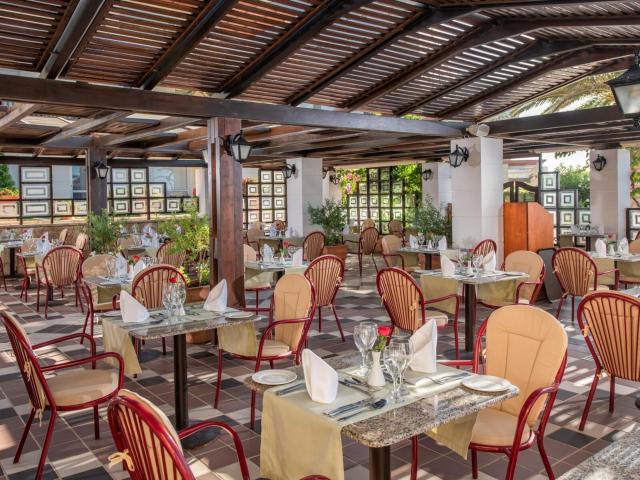 Creta Royal