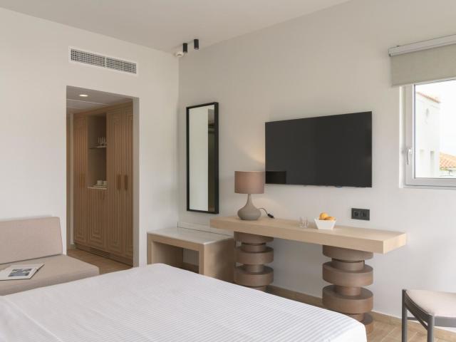 Creta Royal