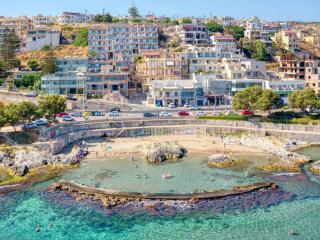 Archipelagos Residence