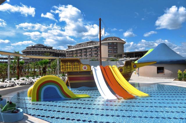 Sunmelia Beach Resort & Spa