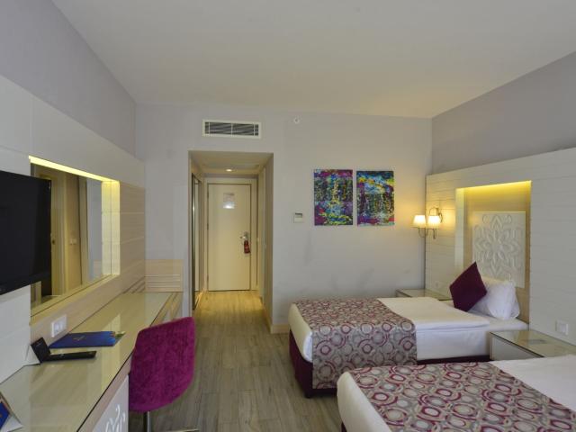 Sunmelia Beach Resort & Spa