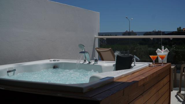 Sunthalia Hotels And Resorts