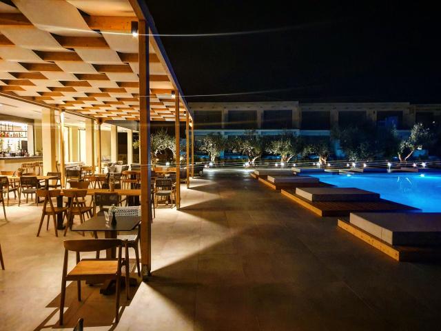 Tsamis Zante Suites