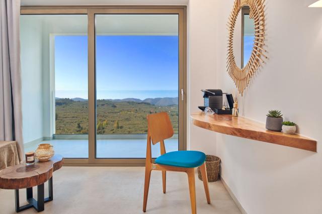 Tsamis Zante Suites