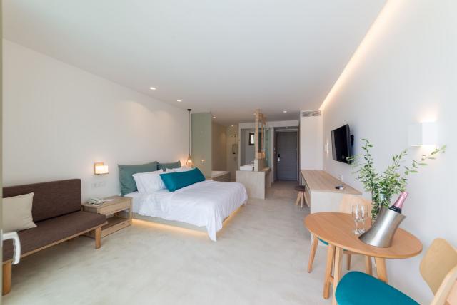 Tsamis Zante Suites