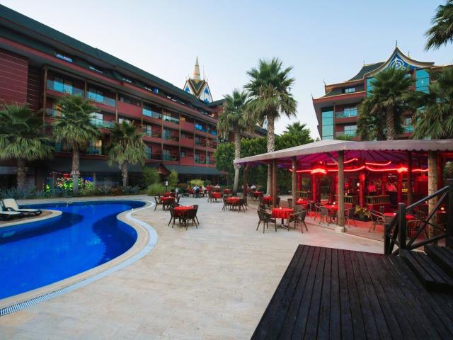 Siam Elegance Hotels & Spa