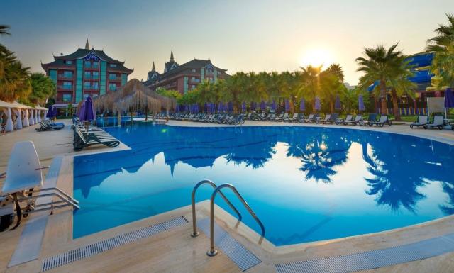 Siam Elegance Hotels & Spa