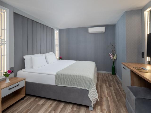Siam Elegance Hotels & Spa