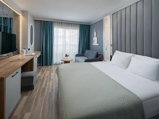 Siam Elegance Hotels & Spa