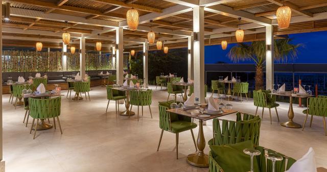 Oz Hotels Side Premium