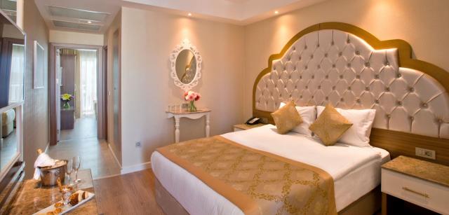 Oz Hotels Side Premium