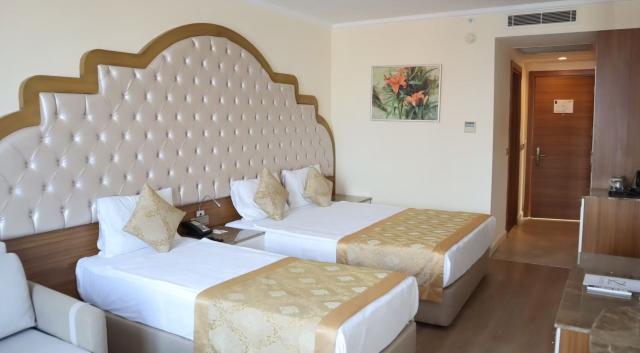 Oz Hotels Side Premium