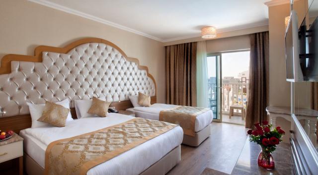 Oz Hotels Side Premium