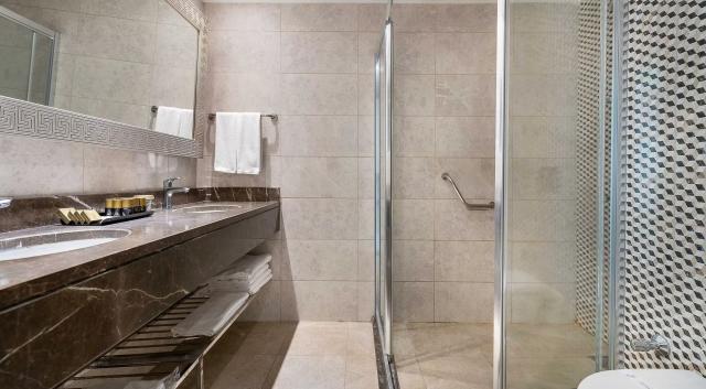 Oz Hotels Side Premium
