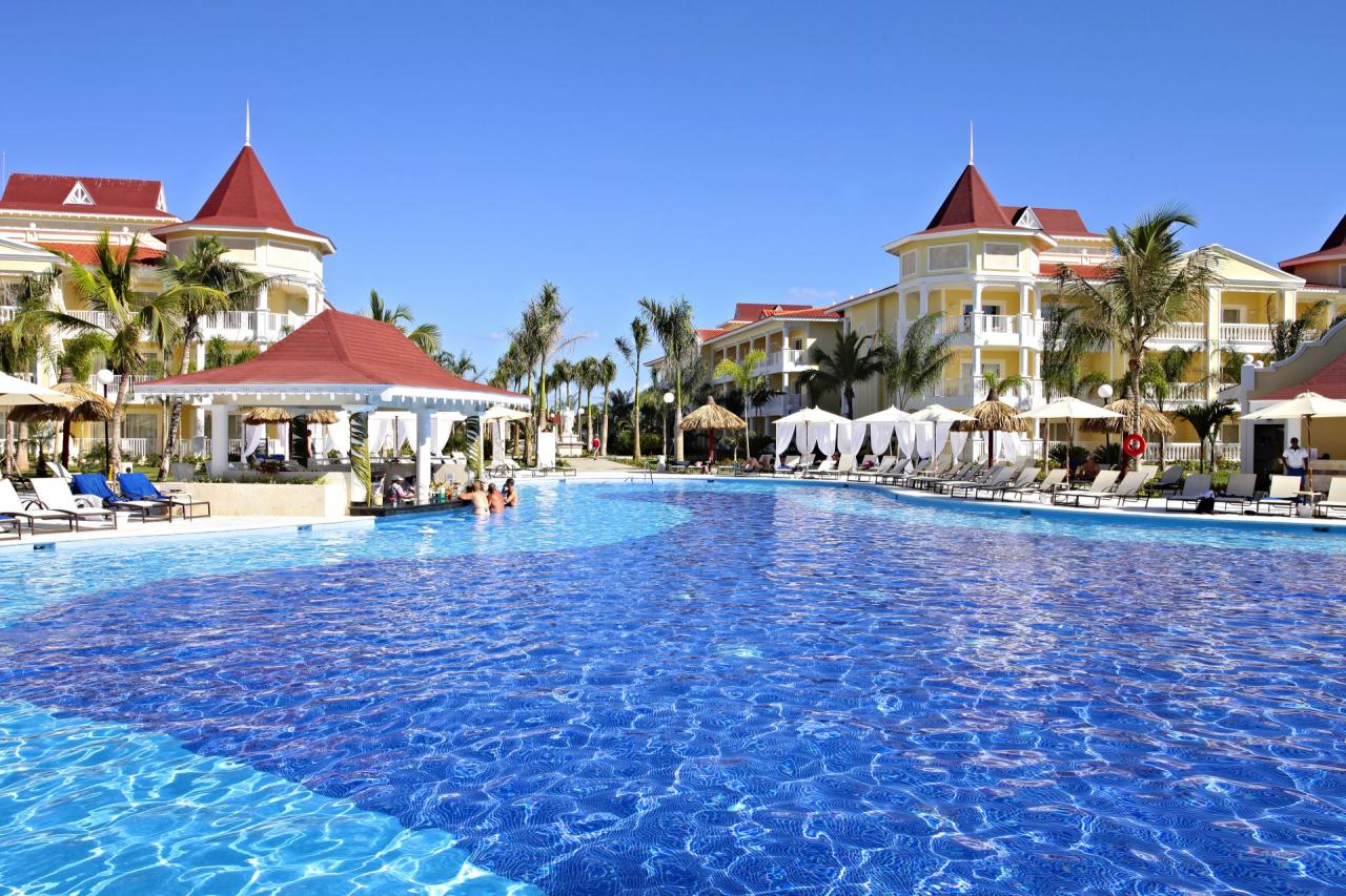 Luxury Bahia Principe Bouganville