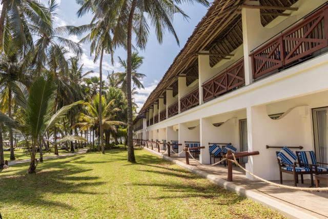 Voyager Beach Resort