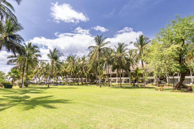 Voyager Beach Resort