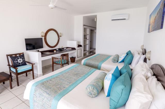 Voyager Beach Resort