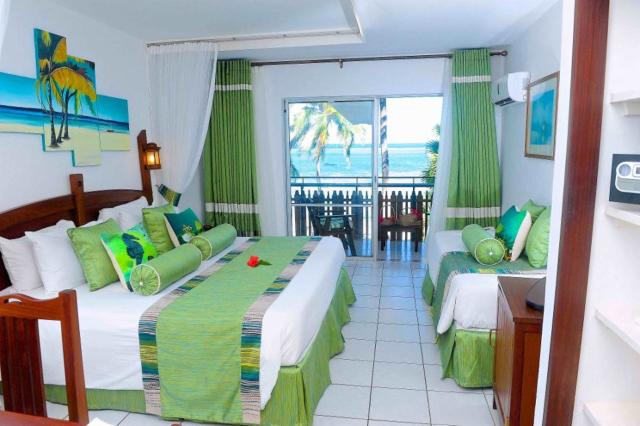 Voyager Beach Resort